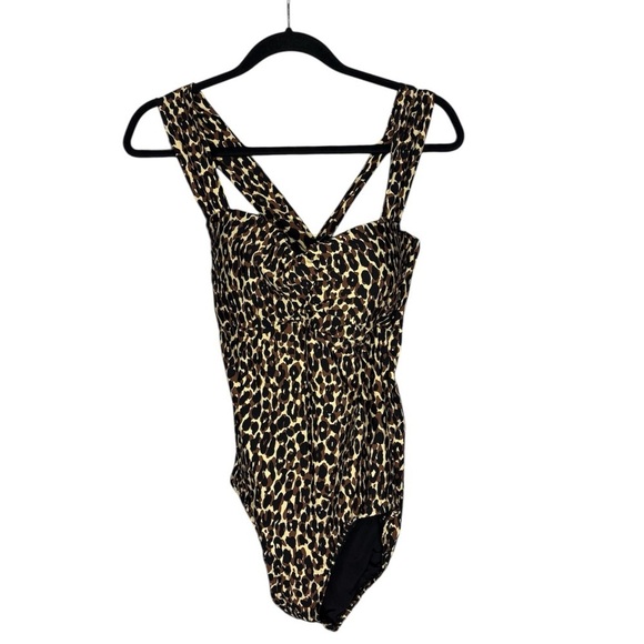 Jantzen Other - NWT Jantzen Glamour one-piece swimsuit in a leopard print size 10